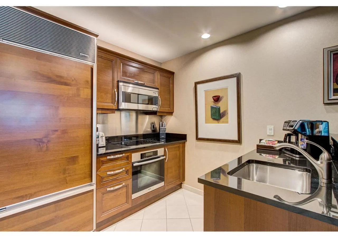 Mgm Signature Top Floor 1 Bedroom 2 Ba Penthouse With Balcony, Strip And Sphere Views Las Vegas Aparthotel