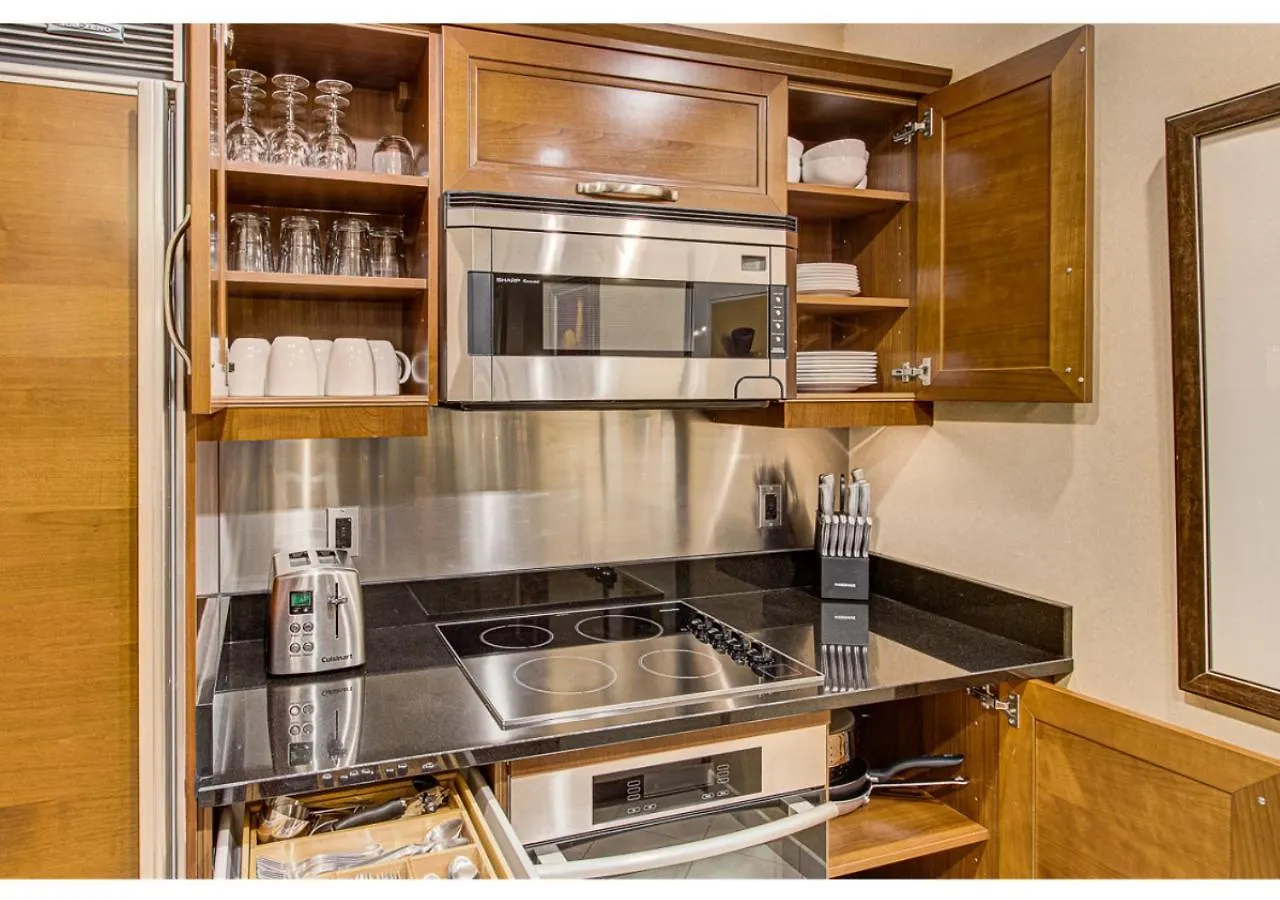 Mgm Signature Top Floor 1 Bedroom 2 Ba Penthouse With Balcony, Strip And Sphere Views Las Vegas