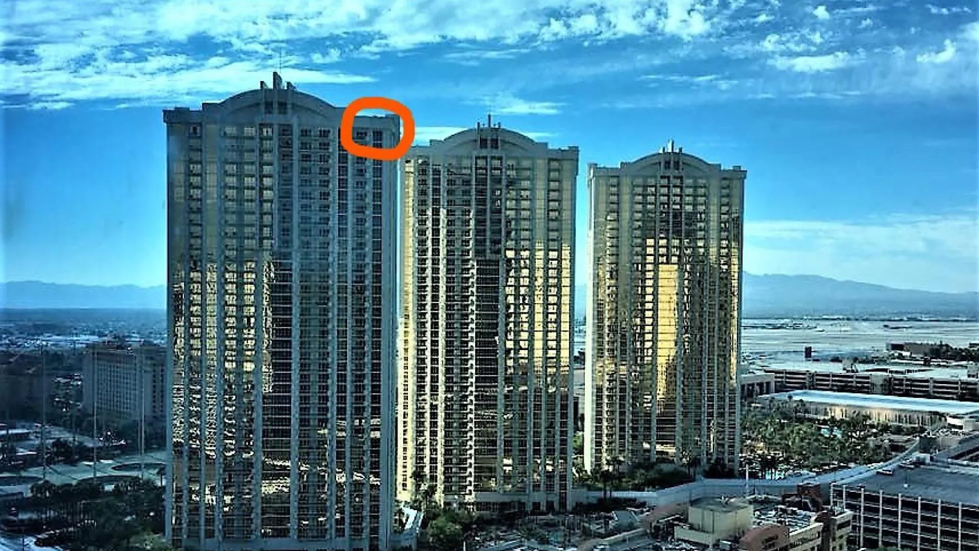 Mgm Signature Top Floor 1 Bedroom 2 Ba Penthouse With Balcony, Strip And Sphere Views Las Vegas United States